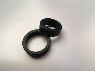 Lavadoras de goma disponibles de  del arreglo para requisitos particulares con la gama de temperaturas de trabajo más ancha